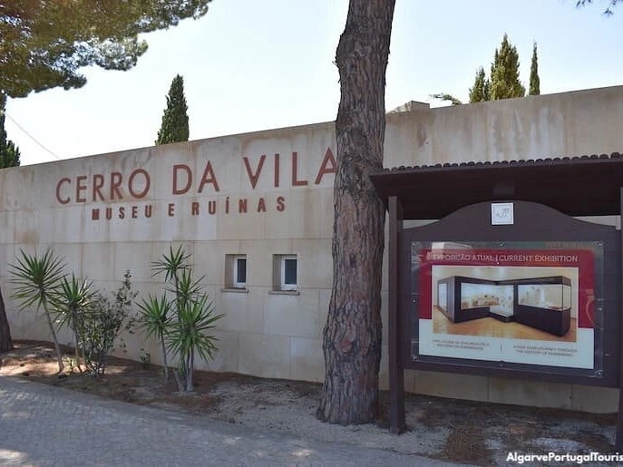 The entrance to the Cerro da Vila archaeological museum and ruins, a top historical landmark for visitors in Vilamoura.