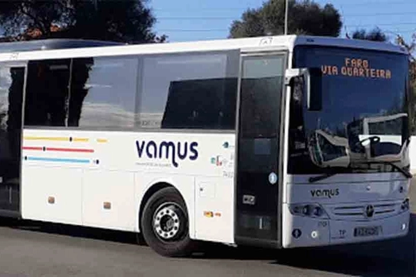 How to take a bus from Faro Airport to Lagos?