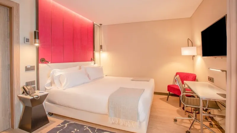 Hotel NH Porto Jardim