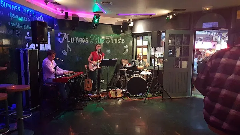 Mungo's Bar