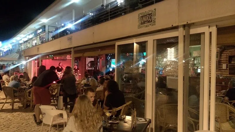 Amuras Bar