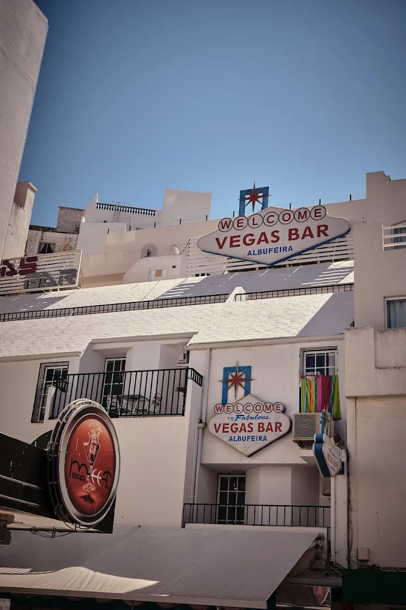Vegas Bar