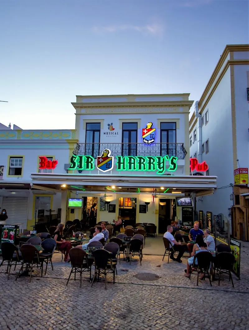 Sir Harry's Bar