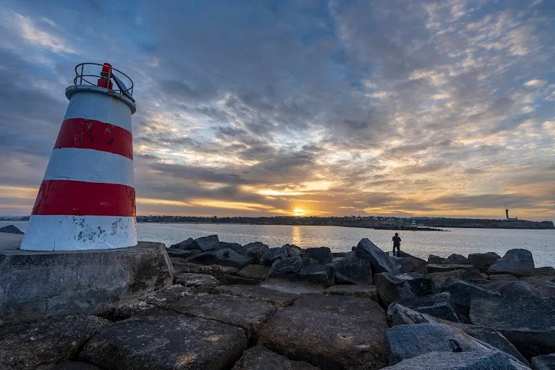 Farolim de praia da Rocha