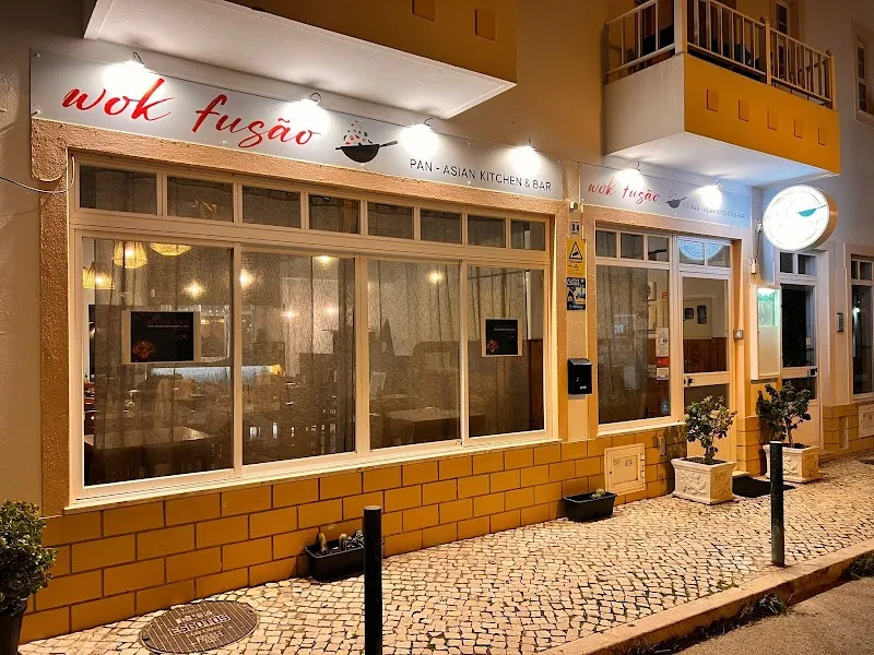 Wok Fusāo Pan-Asian Kitchen & Bar