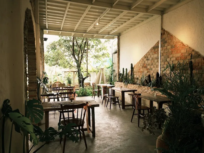 D'Lart Garden Drinking & Dining