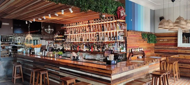 "Pau de Pita" natural café - snack bar