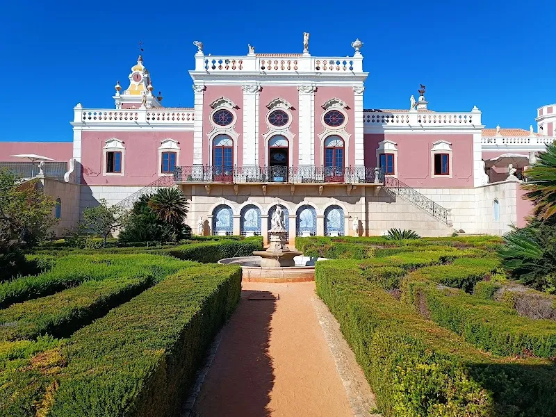 Garden of the Palace of Estoi