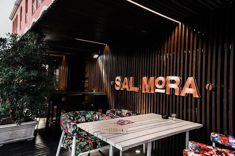 Salmora - Live Kitchen & Bar