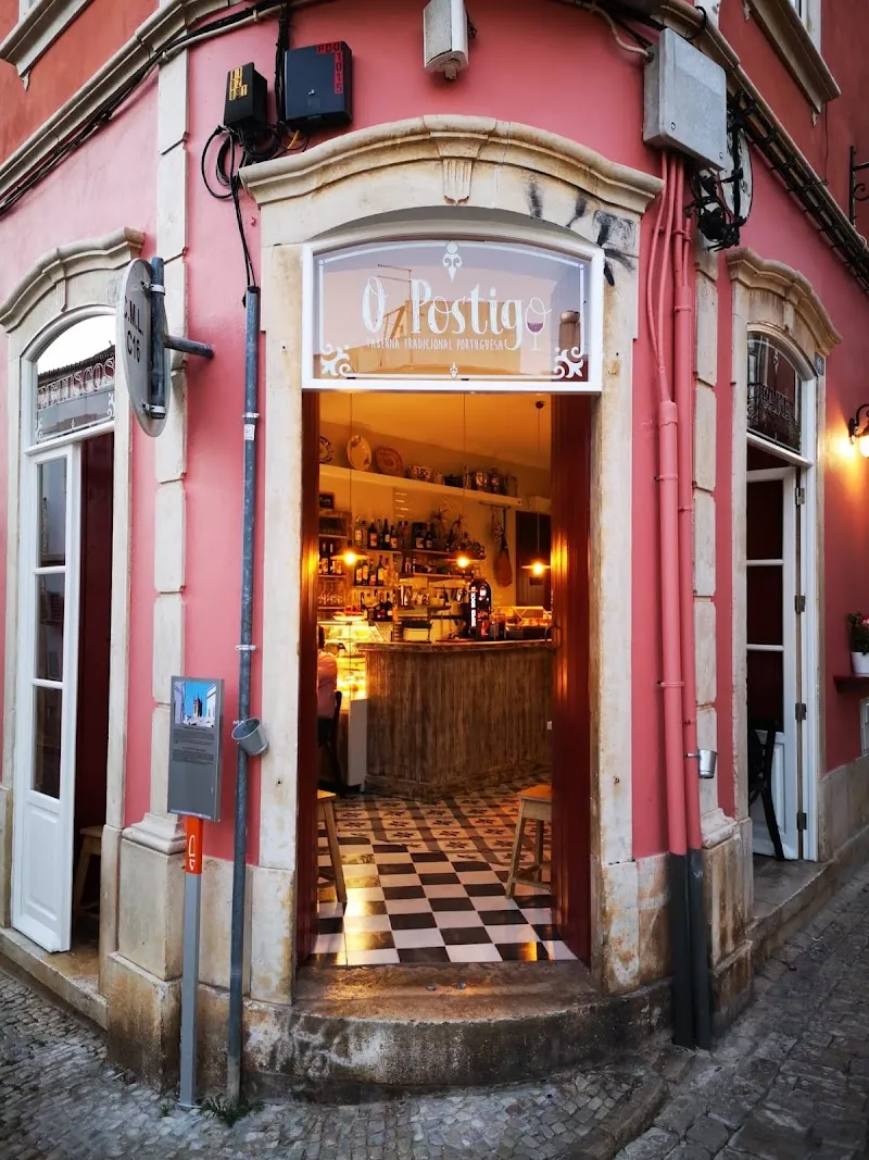 Taberna O Postigo