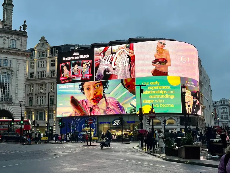 Hidden London - Piccadilly Circus: The Heart of London