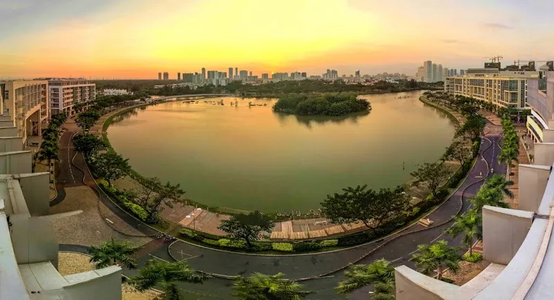 Crescent Lake Park