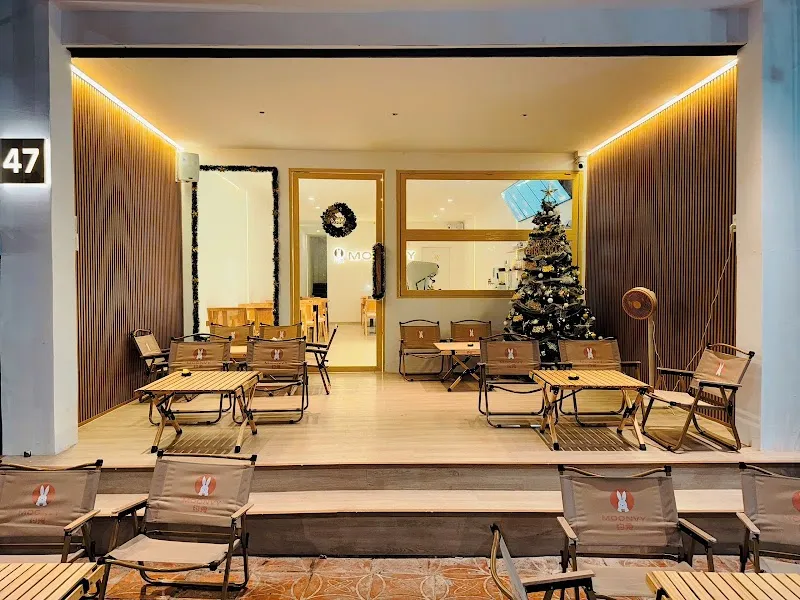 MOONVY COFFEE - SÔNG HẬU