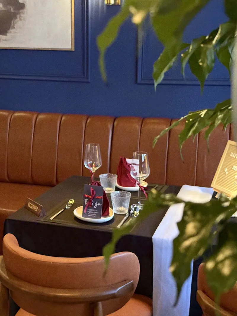 Casa Blu Eatery - Nhà hàng Âu