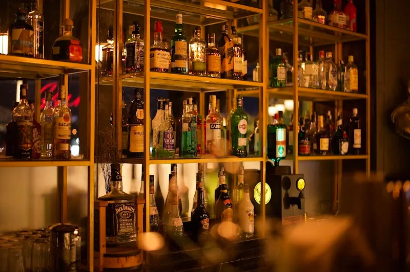 Déjà Vu Cocktail Bar