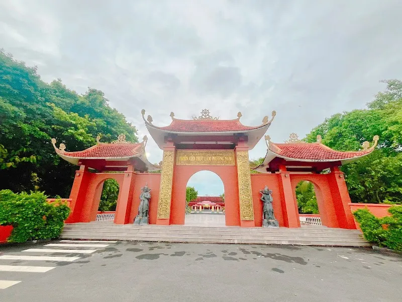 Trúc Lâm Phương Nam Zen Monastery