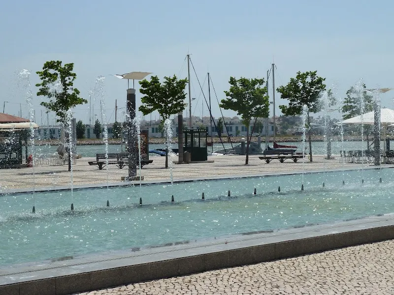 Praça Manuel Teixeira Gomes