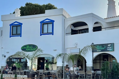 Cocktail Garden Bar in Carvoeiro