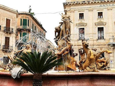 Day Trip From Ortigia to Syracuse, Italy