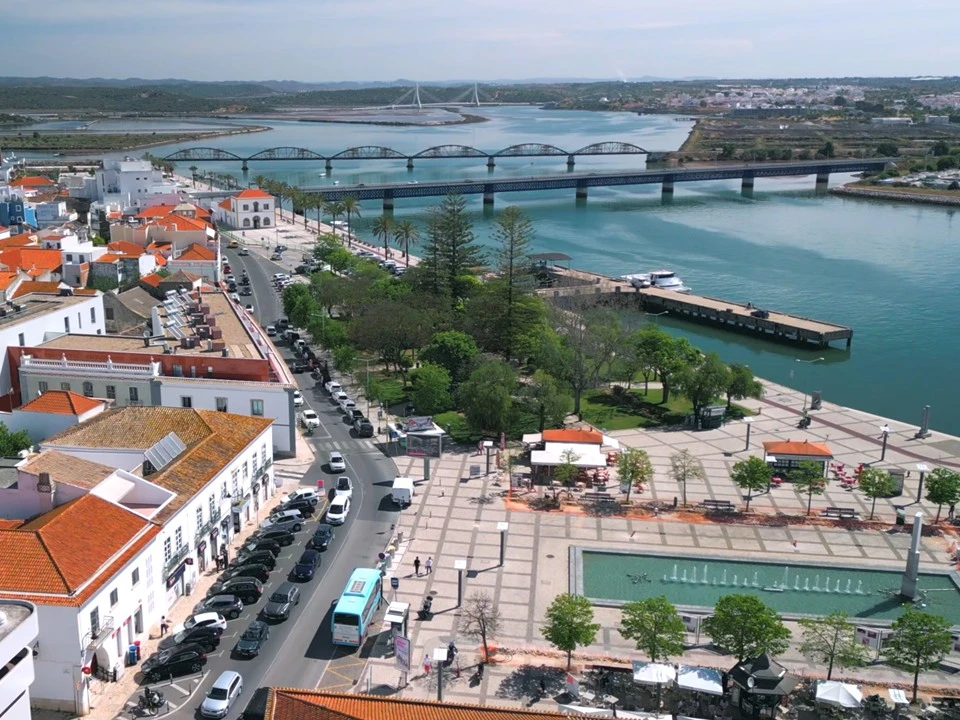 Praça Manuel Teixeira Gomes Portimao Riverside Square